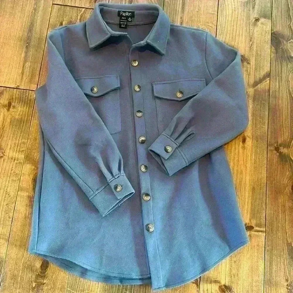 Papillon Solid Shacket - Picture 1 of 1